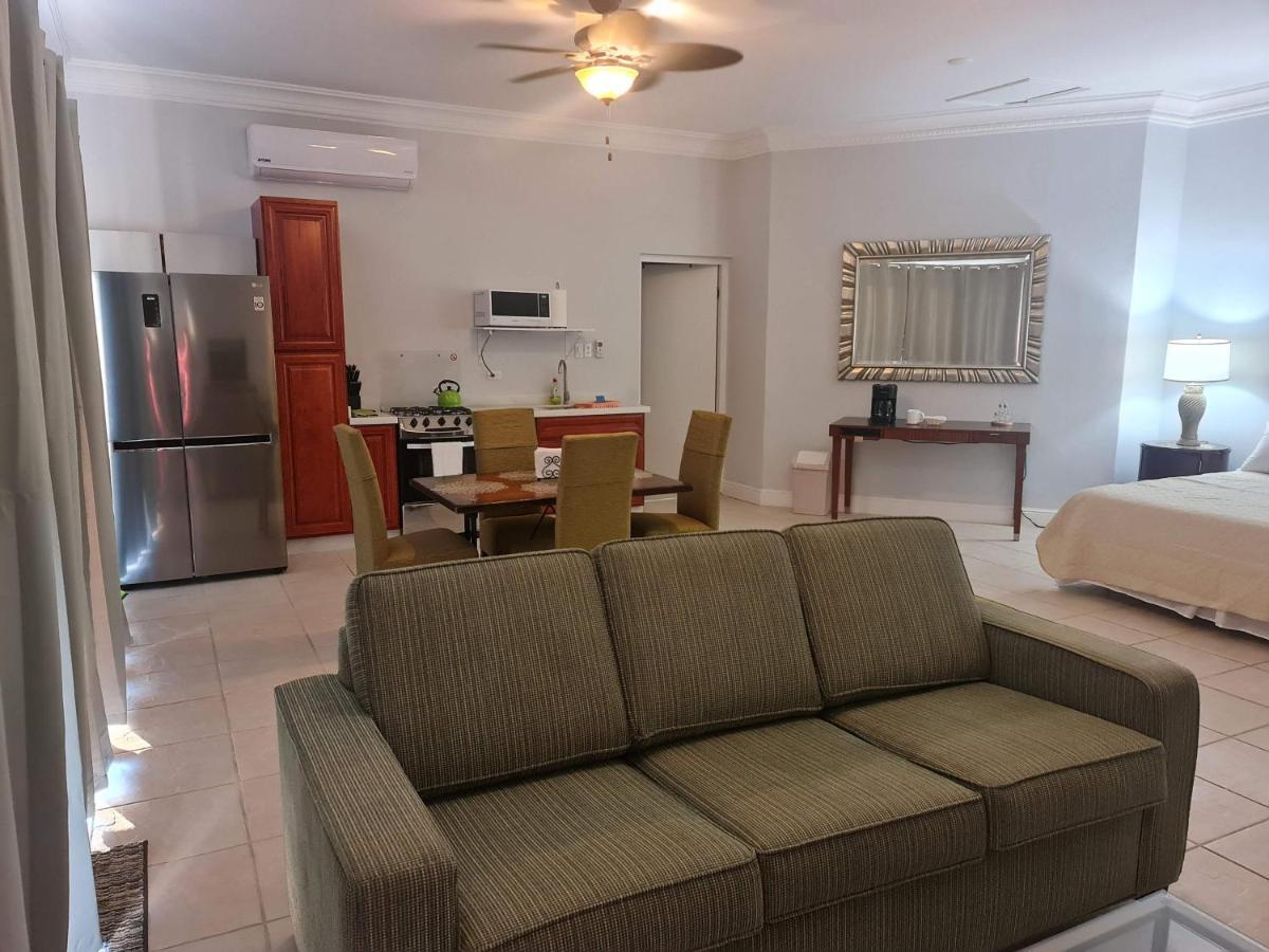 פאלם ביץ' Sandpiper Beach Apartments מראה חיצוני תמונה