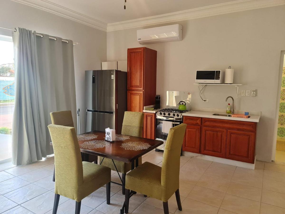 פאלם ביץ' Sandpiper Beach Apartments מראה חיצוני תמונה